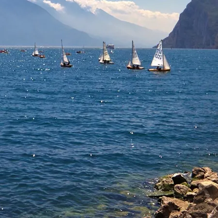 Casa Heli 1 Апартаменты