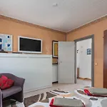 Casa Heli 1 *